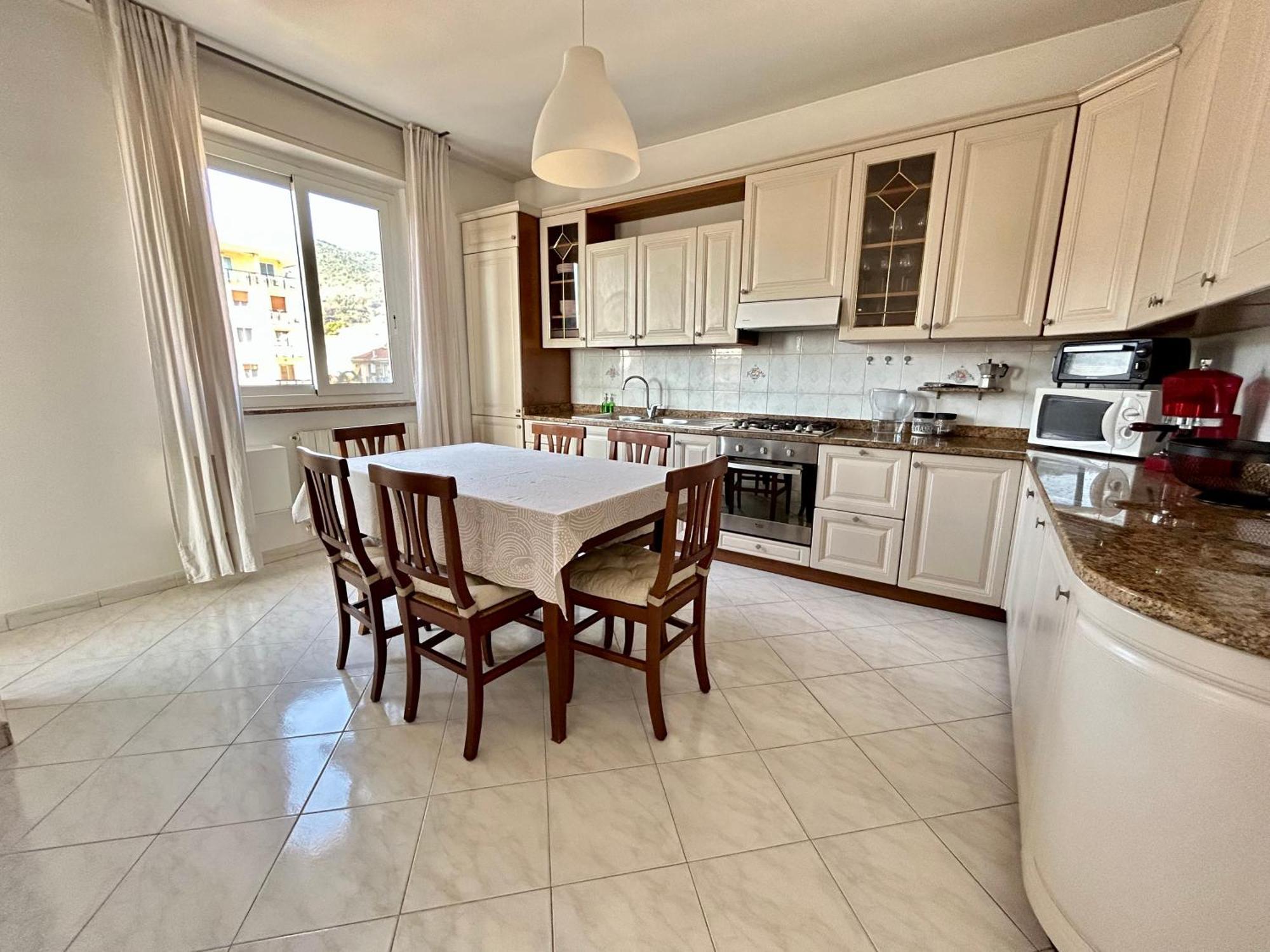 Lmhouse Appartement Arma di Taggia Buitenkant foto
