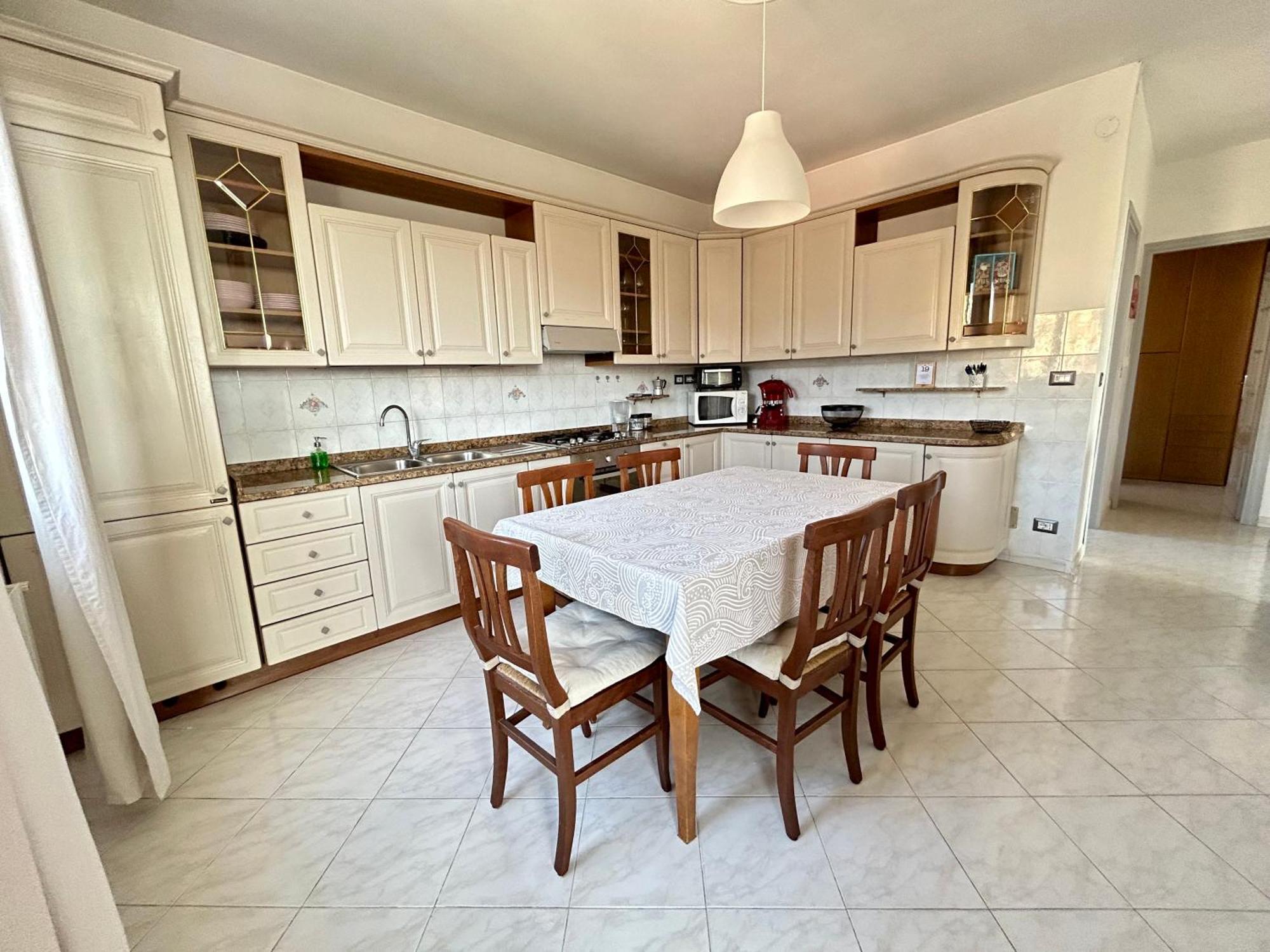 Lmhouse Appartement Arma di Taggia Buitenkant foto